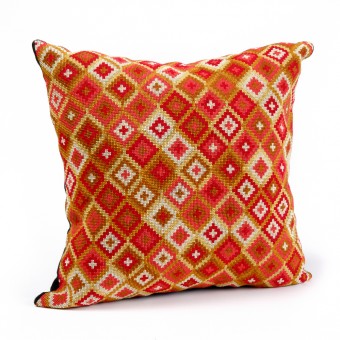 Embroidered Cushion Cover - Small Hejab Pattern