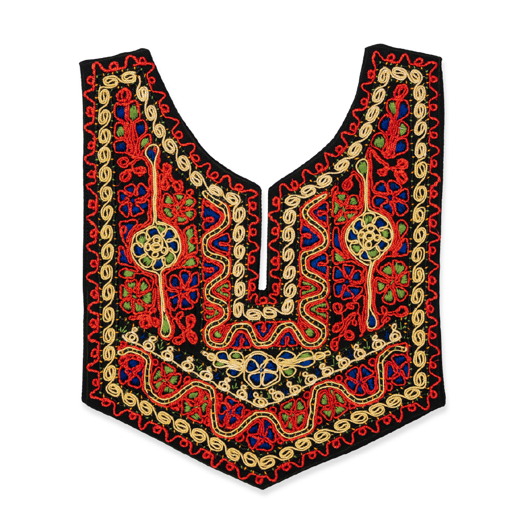 Qabba with Tahriri Embroidery