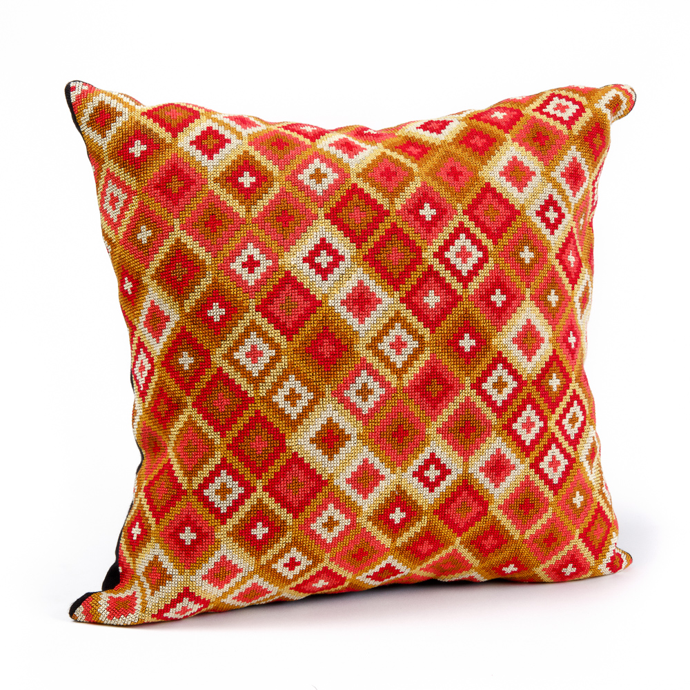 Embroidered Cushion Cover - Small Hejab Pattern